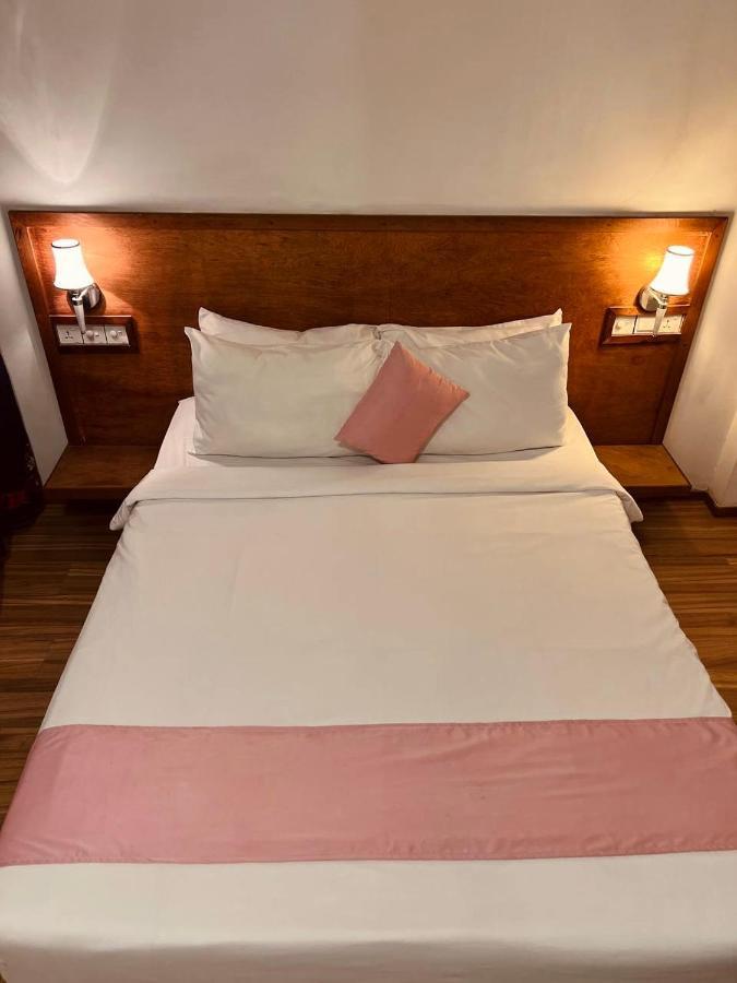 Hotel Pearlshine Retreat Maldives Gulhi Exterior foto